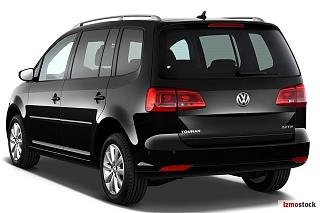 VW Touran Highline-2.jpg