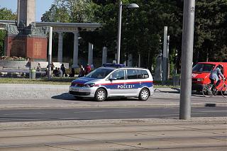 police touran-img_3.jpg