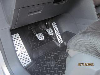 Установка накладок «АВТ» на педали АТ – 2012м.г.-img_0342.jpg