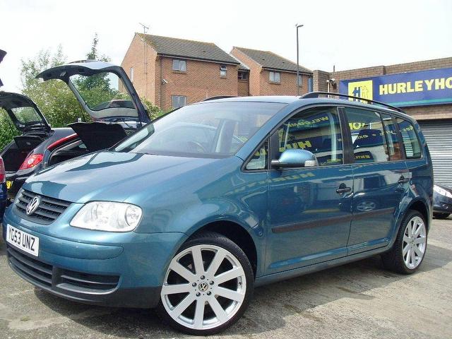 Нажмите на изображение для увеличения. 

Название:	volkswagen-touran-estate-1-9-tdi-pd-s-5dr-5-seat-2102540320-640x480.jpg 
Просмотров:	3377 
Размер:	63.4 Кб 
ID:	14262