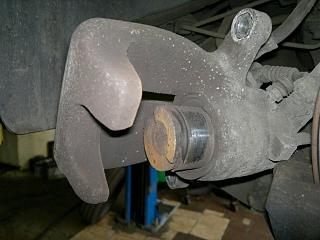 Тормозные колодки и тормозные диски-11092012.jpg