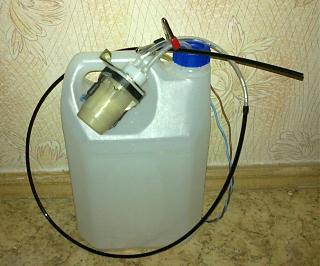 шприц или насос для отбора моторного  масла-and-1.jpg