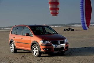 Фото туранов на главной-volkswagen_touran_minivan_2007-6.jpg