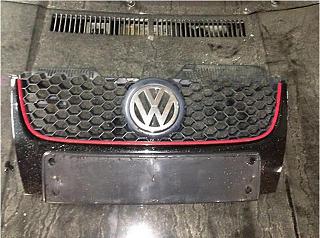 У кого какая решетка радиатора-gti-grill.jpg