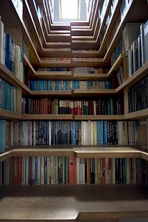 Просто интересно...-upstairs_books.jpg