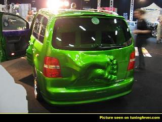 Тюнинг TOURAN-pics-med-8465-175476-vw-touran-tokyo