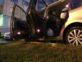 Установка фонарей подсветки в передние двери VW Touran-dsc_1304.jpg