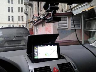 Установка gps-навигатора и т.п.в бардачке под лобов. стеклом-1.jpg