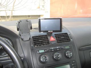 Установка gps-навигатора и т.п.в бардачке под лобов. стеклом-img_3839.jpg