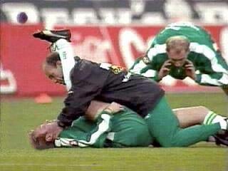 Футбол-1391884088_football-funs-11.jpg