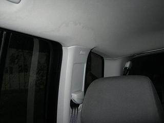 Течет вода по боковой стойке в салон-img_0555.jpg