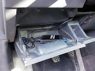 Установка MP3 адаптера YATOUR в TOURAN(RCD300)-img00050.jpg