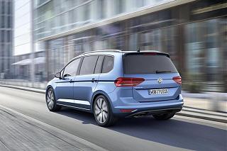 Volkswagen тестирует новый Touran-uploads_2015_02_20150224_2644172961730763969.jpg