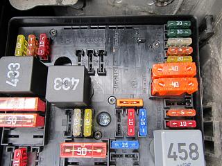 Памятка по предохранителям Touran 2004 1,9TDI Climatronik-img_0671.jpg