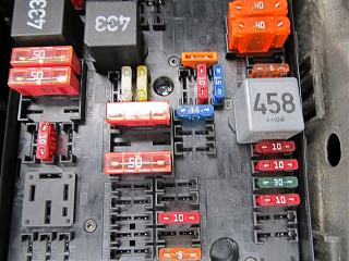 Памятка по предохранителям Touran 2004 1,9TDI Climatronik-img_0670.jpg