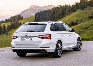 TOURAN R-LINE 2016 на платформе MQB-1442351447_superb_combi_skoda_023.jpg