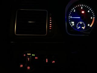 TOURAN R LINE 2009 77KW BLS, DSG7-image.jpg