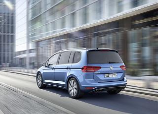 Touran Eco Fuel (метановый Туран)-5_new-vw-touran-2015-2016-rear.jpg