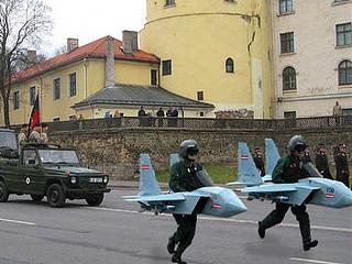 Повышатель настроения-latvian-airforce.jpg
