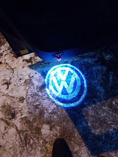 Установка фонарей подсветки в передние двери VW Touran-img_20170305_223410.jpg