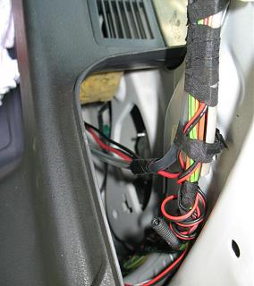 Ремонт шланга омывателя заднего стекла VW Touran-5.jpg