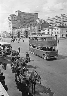 "Дела давно минувших лет"-trolleibus-1935.jpg
