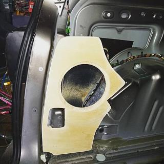 Volkswagen Touran Ural Sound-28432610_557114341348046_5115615815462289408_n.jpg