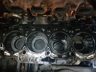 Ex Taxi Touran не заводиться!-20190421_175813.jpg