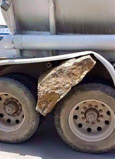 Пикчи на автомобильную тему-granitniy-kamushek-2.jpg