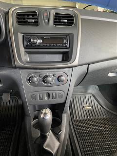 Продажа Renault Logan 2 седан 2017г. 14 800 км.-10.jpg