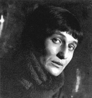 Эля. Письма из Германии.-ahmatova-1920.jpg