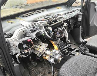 Замена всех 6 приводов заслонок отопителя-razobral-do-takogo.jpg